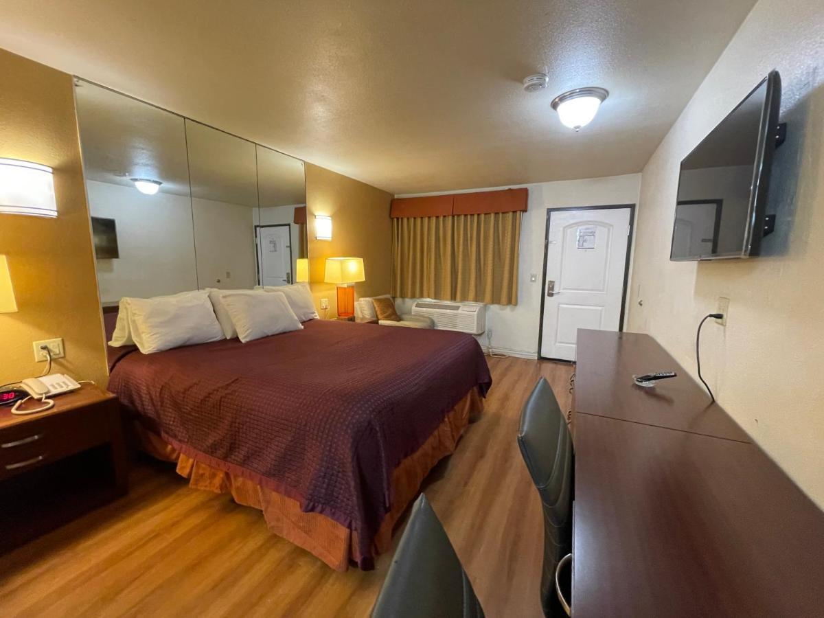 Sierra Inn South El Monte Екстериор снимка